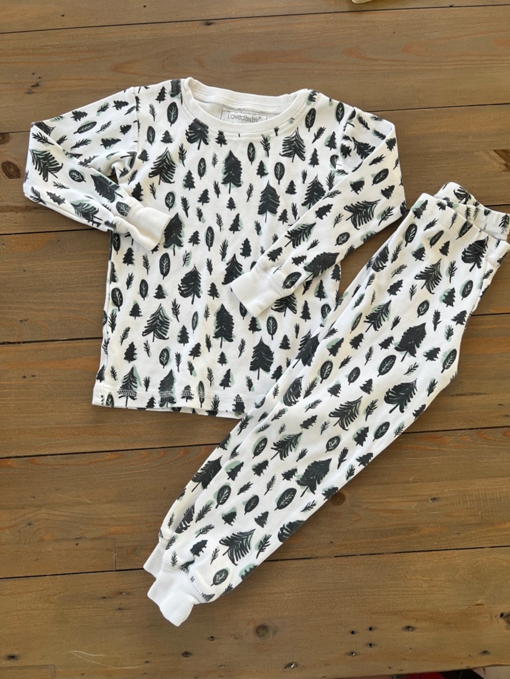 L'ovedbaby White Pajama Set with Green Tree Print Organic Cotton - 4T